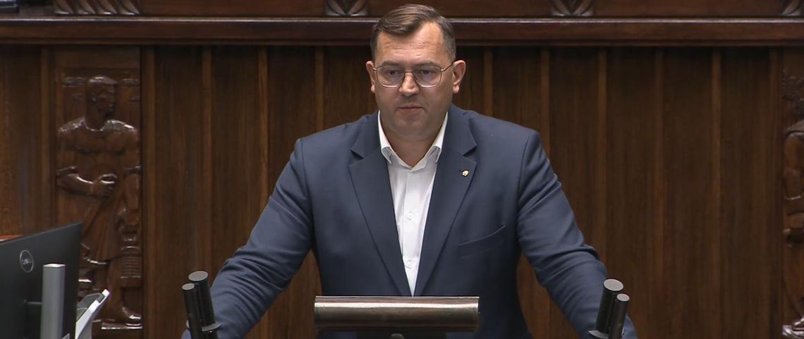 W związku z dotkliwymi stratami spowodowanymi tegorocznymi przymrozkami wiosennymi, Ministerstwo Rolnictwa i Rozwoju Wsi uruchamia wielopoziomowy program pomocy dla poszkodowanych producentów rolnych.