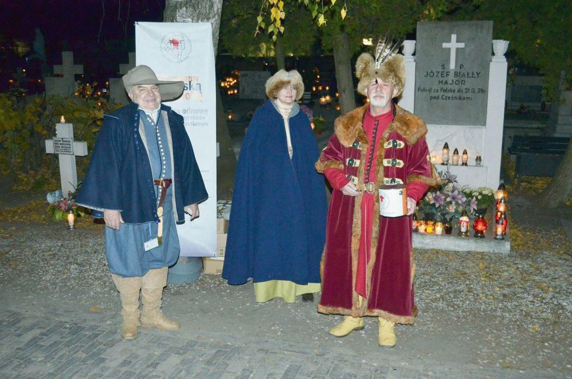 Na cmentarzu parafialnym przy ul. Peowiaków w Zamościu kwestowano po raz 18.