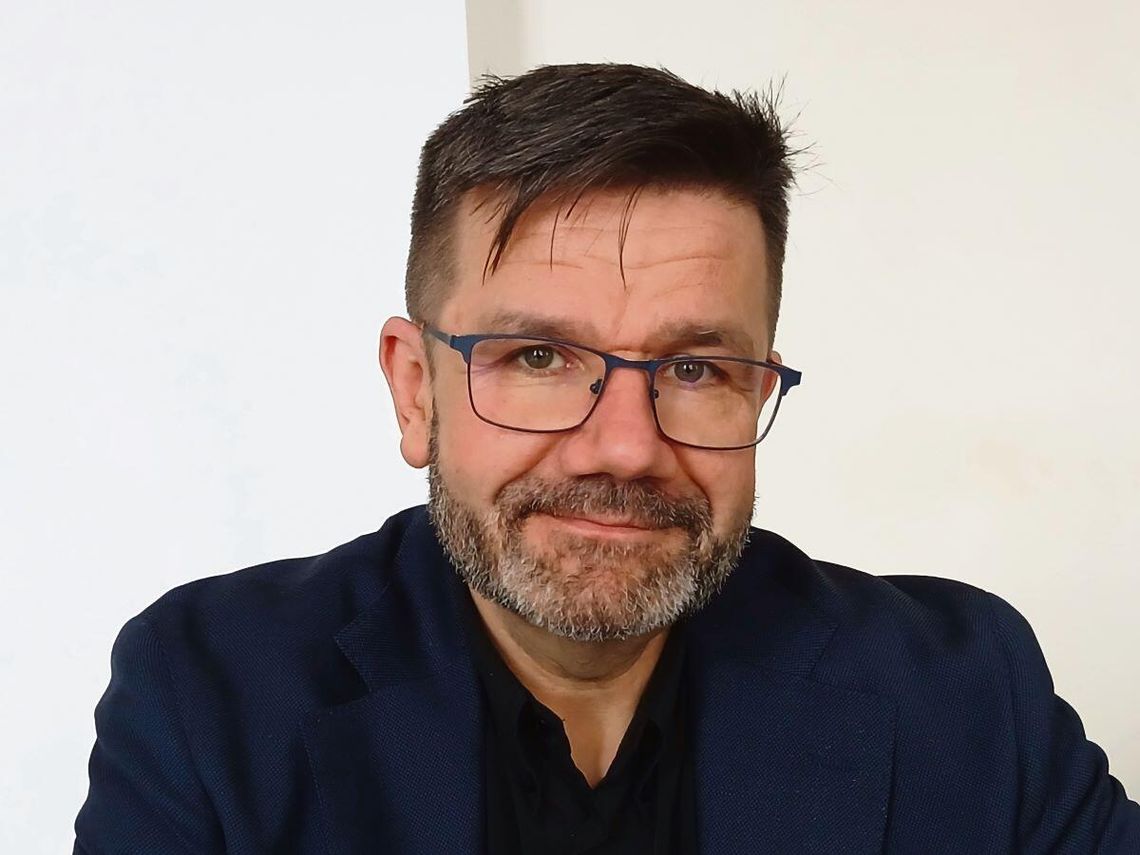 Piotr Piotrowski - artysta, autor animacji o starym Zamościu.