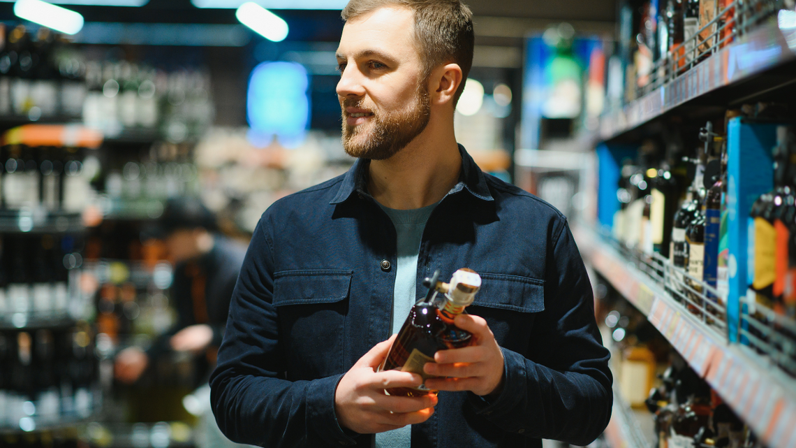 Ready to Drink. Polacy coraz chętniej sięgają po gotowe drinki.