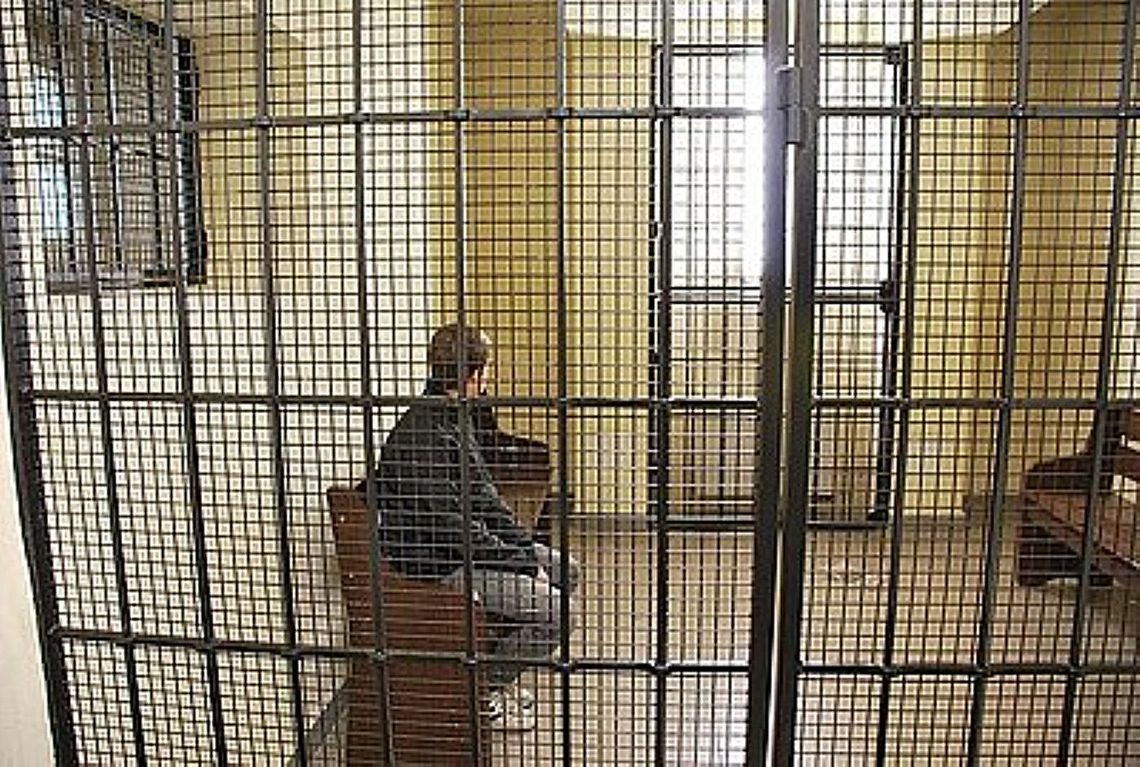 Sąd zdecydował. 13-latek z gminy Borki trafi do schroniska dla nieletnich Decyzja o umieszczeniu 13-latka w schronisku ma charakter tymczasowy.