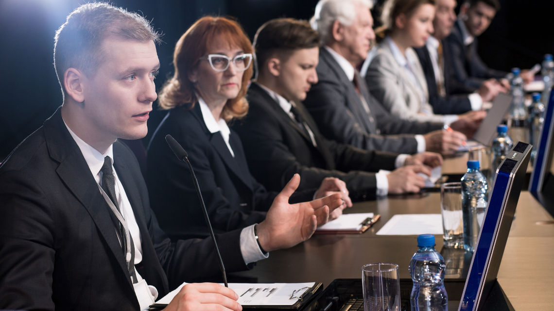 Jedni chcą likwidacji kadencyjności w samorządach. Inni oczekują jej rozszerzenia o kolejne urzędy.