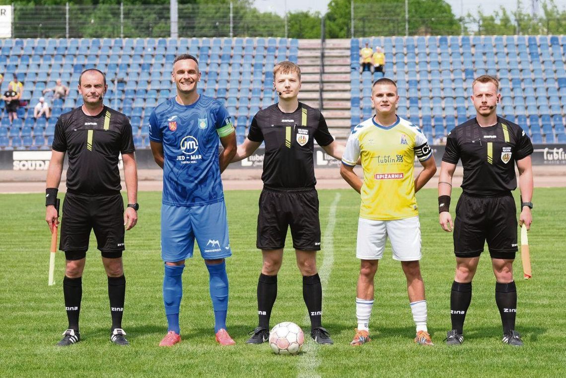 Sobotni mecz na stadionie przy Alejach Zygmuntowskich w Lublinie sędziowała trójka z zamojskiego oddziału LZPN.