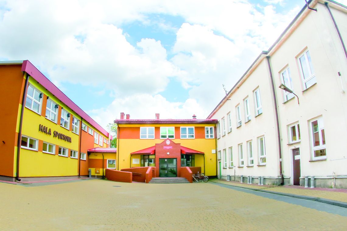Sto lat szkoły w Podhorcach