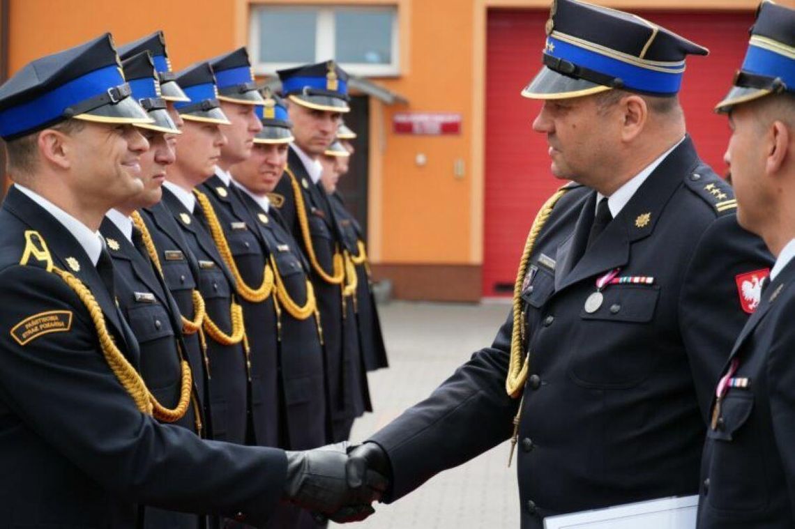 Zamość. Wyższe stopnie otrzymali także strażacy korpusu aspirantów i podoficerów.