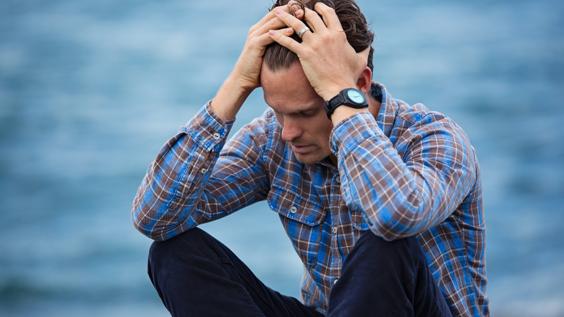 Polacy żyją coraz dłużej, ale często w stresie. To sprawia, że wielu z nas czuje się na więcej lat, niż wskazuje metryka.