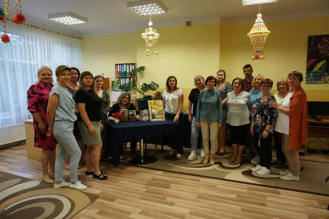 W bibliotece w Suścu zorganizowano spotkanie z pisarką Joanną Jax.