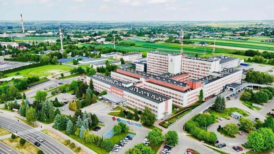 Szpital w Zamościu z kolejnym certyfikatem akredytacyjnym od ministra zdrowia Kolejny certyfikat akredytacyjny dla szpitala im. Papieża Jana Pawła II w Zamościu