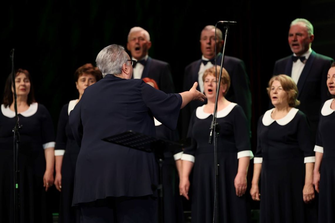 27 kwietnia tego roku chór TARNA-VOX pod dyrekcją Wiesławy Grabek-Woś miał zaszczyt wystąpić podczas XXXIV Spotkań Chóralnych.