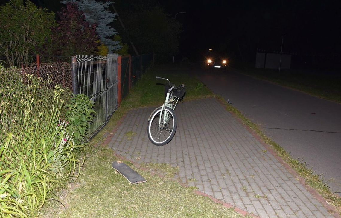 W Tarnawatce jadący deskorolką 16-latek stracił równowagę i przewrócił się. Jego deskorolka odjechała na drugą stronę jezdni i wpadła wprost pod koła roweru.