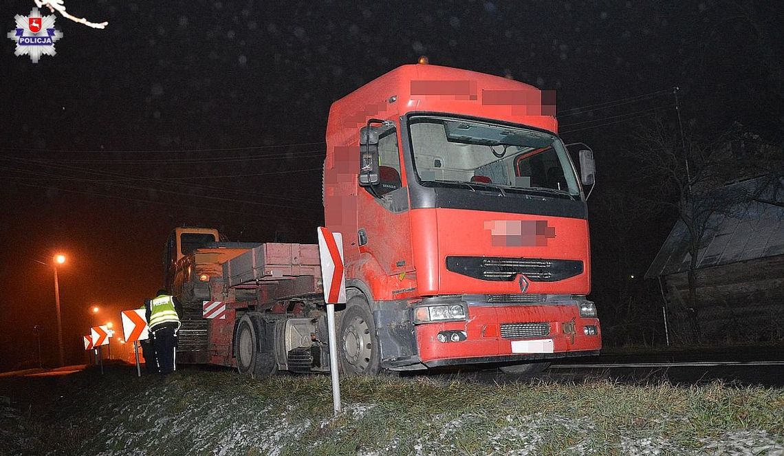 Tarnogród: 73-latek wjechał rowerem pod ciężarówkę. Nie przeżył