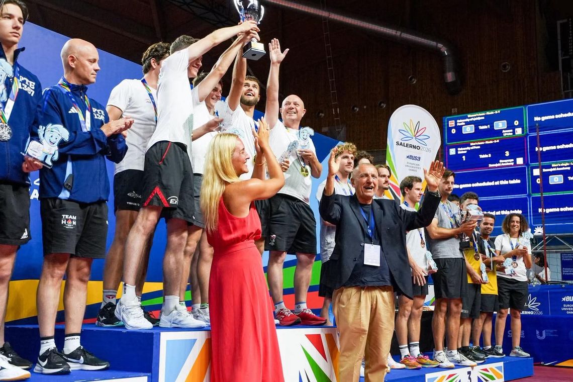 Reprezentacja Akademii Zamojskiej w tenisie stołowym zdobyła we włoskim Salerno złoty medal Akademickich Igrzysk Europejskich.