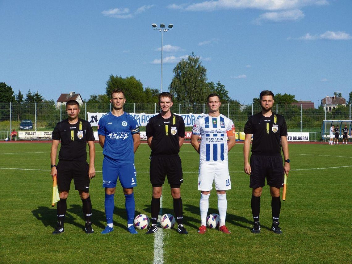 Po dwóch czwartoligowych kolejkach Tomasovia Tomaszów Lubelski ma w swoim dorobku cztery punkty, a Łada 1945 Biłgoraj – trzy.