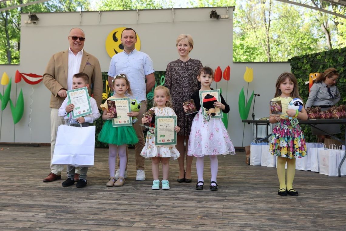 Jedni z laureatów Powiatowego Konkursu Piosenki Turystycznej, Ekologicznej i Harcerskiej.