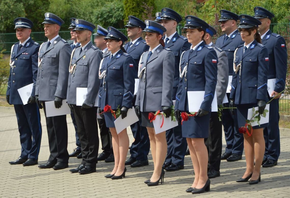 Powiatowe obchody Święta Policji były okazją do podziękowania funkcjonariuszom za ich codzienną służbę na rzecz bezpieczeństwa mieszkańców powiatu tomaszowskiego.