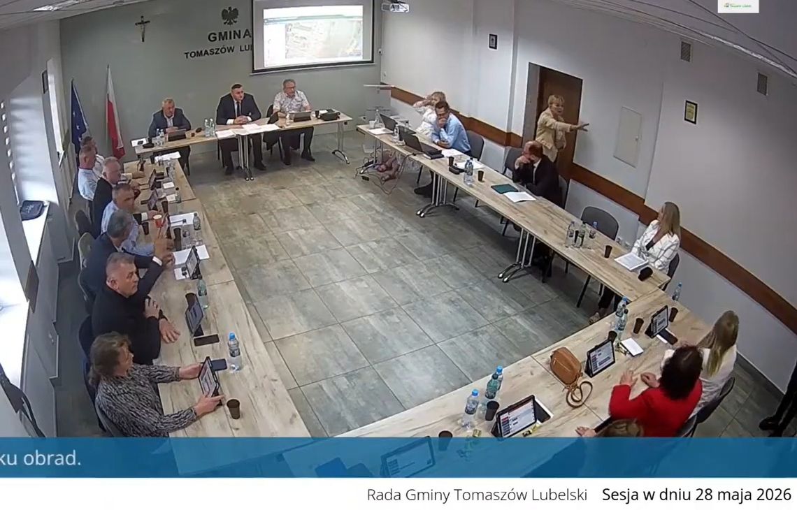 Tomaszów Lubelski: Awantura o drogę. Przewodniczący rady gminy wyprosił wójt z sali Spór o zaledwie 181 metrów kwadratowych gruntu wywołał jedną z najgorętszych dyskusji tej kadencji Rady Gminy Tomaszów Lubelski. Fot. Zrzut ekranu z sesji RG