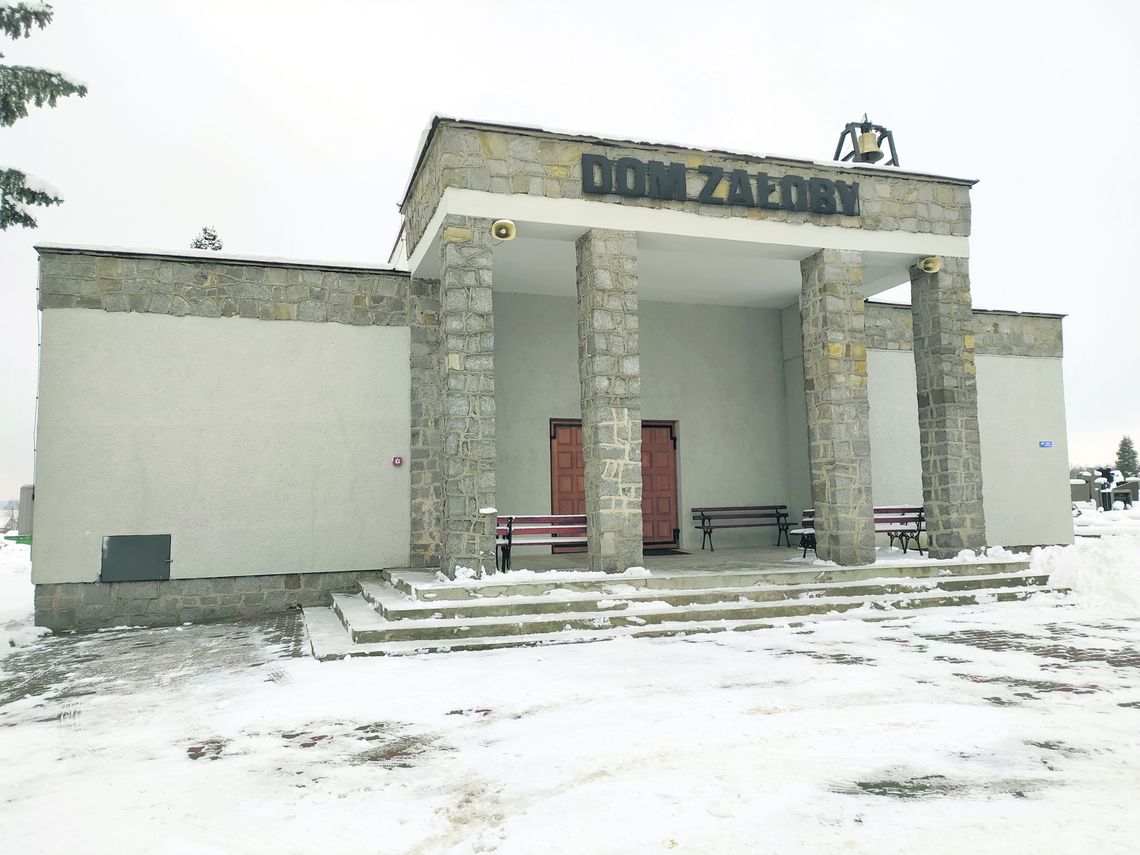 Tomaszów Lubelski: Kaplica na cmentarzu do remontu
