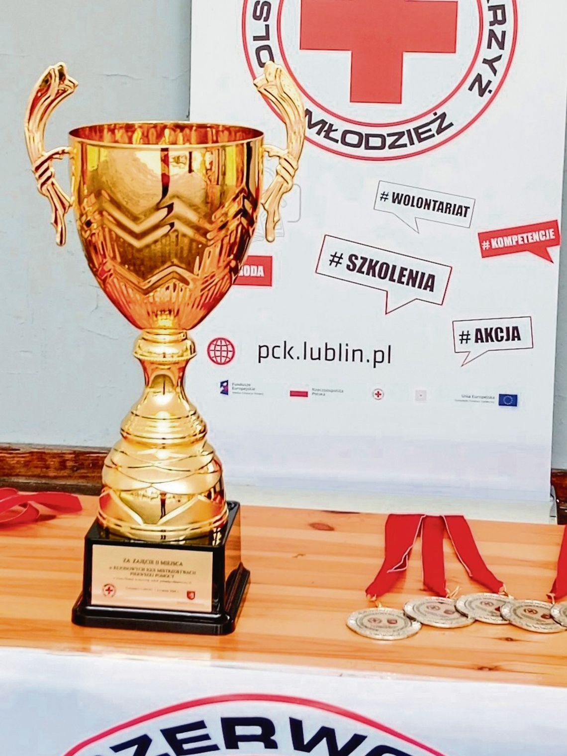 We wtorek 15 kwietnia na terenie Zespołu Szkół Techniczno-Motoryzacyjnych im. Jarosława Dąbrowskiego w Tomaszowie Lubelskim odbędą się eliminacje powiatowe do XXXI Ogólnopolskich Mistrzostw Pierwszej Pomocy Polskiego Czerwonego Krzyża.