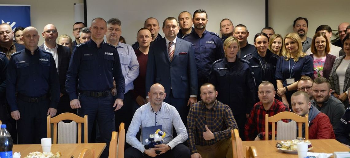 Tomaszowscy policjanci odchodzą na emeryturę. Pożegnano już czterech