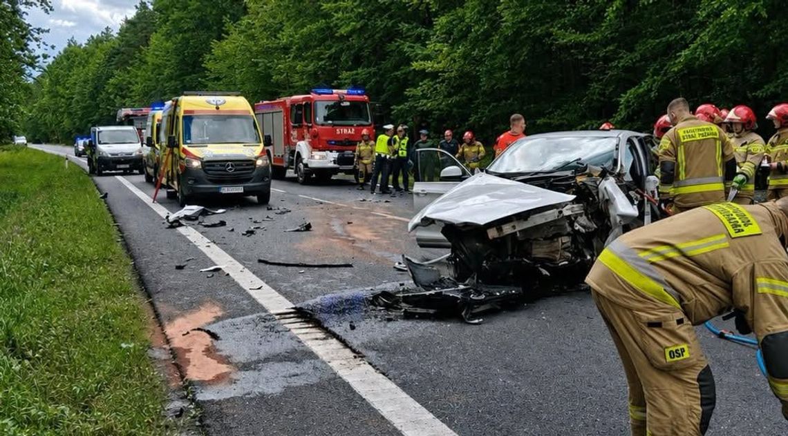 Tragiczny manewr kierowcy z powiatu biłgorajskiego. Dwie osoby nie żyją!