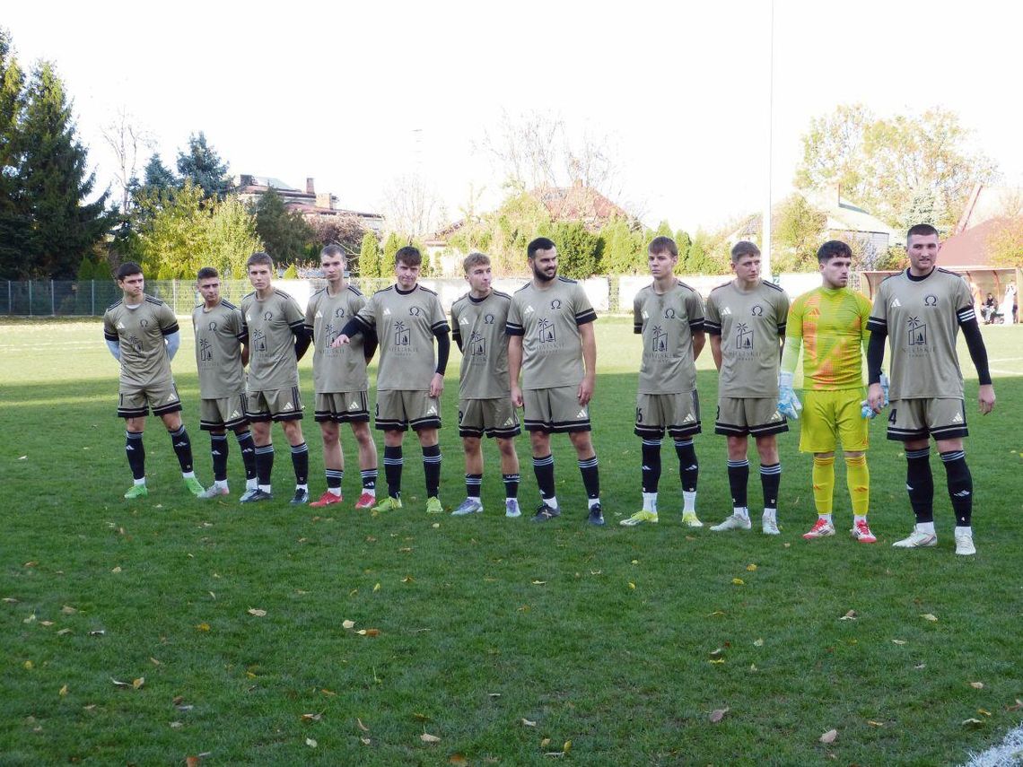 Omega wygrała w Szczebrzeszynie 5:3 (0:1).