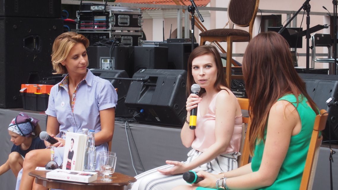 Trwa Dzień Zamojski Festiwalu ''Stolica Języka Polskiego'' (ZDJĘCIA) Trwa Dzień Zamojski Festiwalu ''Stolica Języka Polskiego'' (ZDJĘCIA)