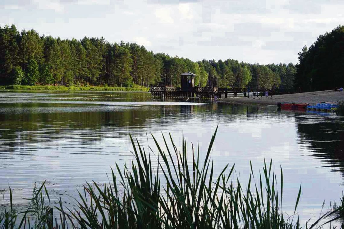 Strzeżone kąpielisko w Majdanie Sopockim w gminie Susiec ma doskonałą jakość wody.