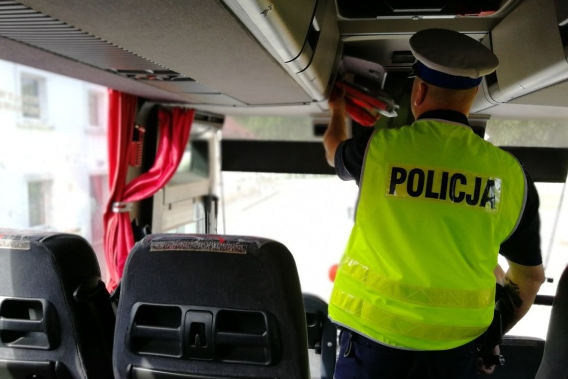 Opłaca się zgłosić policji wyjazd autokaru z dziećmi. I chodzi nie tylko o bezpieczeństwo naszych dzieci.