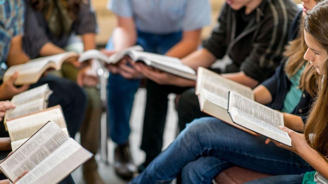 Najlepsze uczelnie w Polsce chcą, żeby prokuratura zajęła się handlującymi w sieci ich dyplomami.