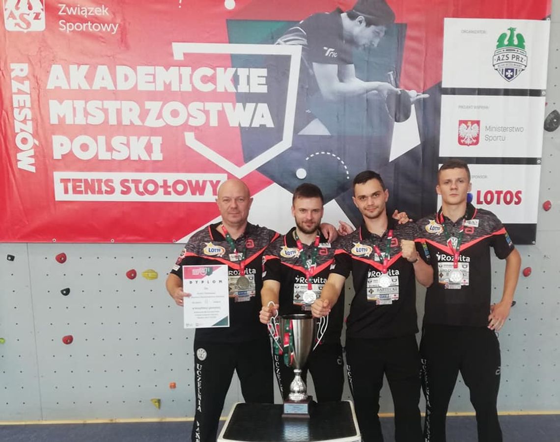 UPZ Akademickim Wicemistrzem Polski w tenisie stołowym