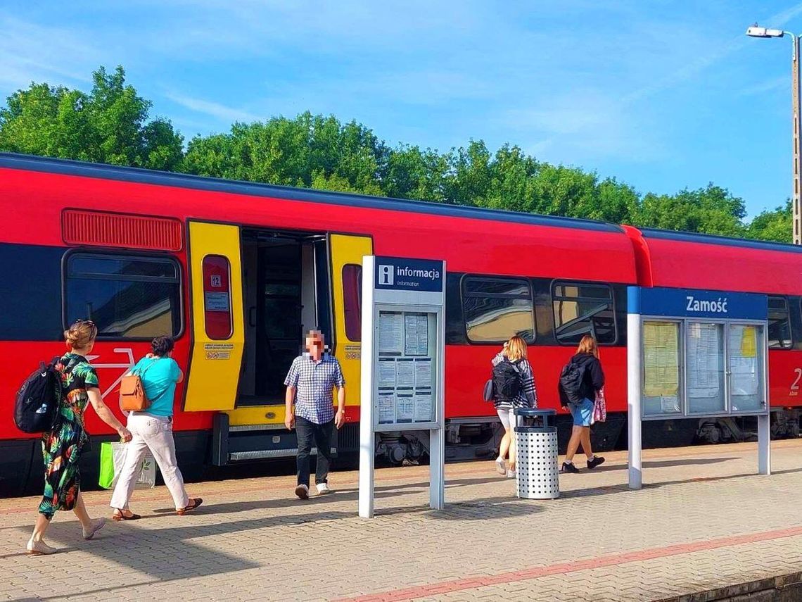 Od 15 czerwca IC Hetman w porannej podróży z Hrubieszowa do Krakowa powróci ze składem złożonym z wagonów w standardzie InterCity, natomiast tzw. czerwona strzała (szynobus) będzie kursować na tej samej trasie po południu.