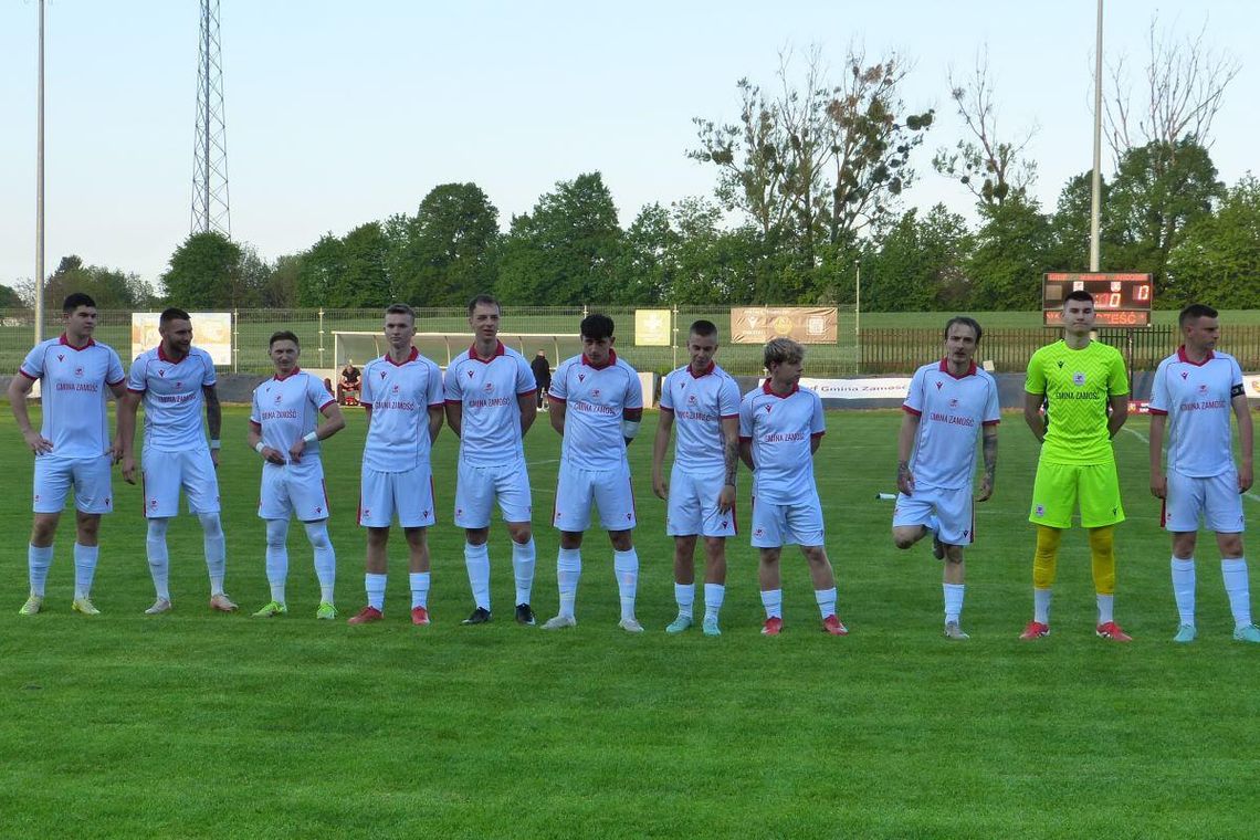 Gryf Gmina Zamość przed meczem z Andorią Mircze w piątek, 22 maja 2026 r. na stadionie w Zawadzie.