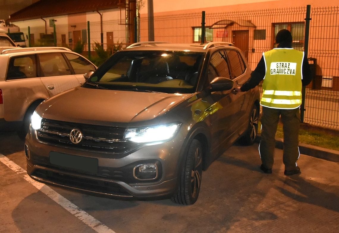 Volkswagen za 111 tys. zł zatrzymany w Hrebennem