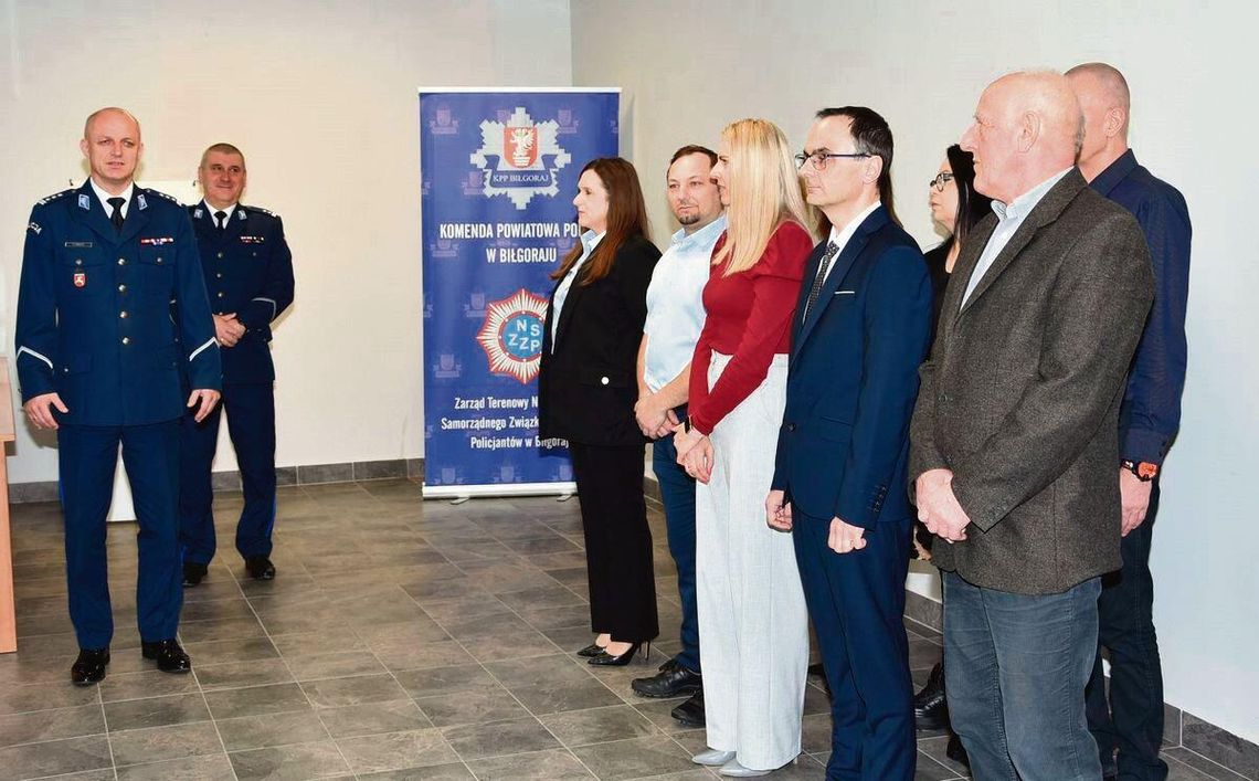 W cieniu munduru, ale z ogromną pasją. Dzień Służby Cywilnej w KPP Biłgoraj W cieniu munduru, ale z ogromną pasją. Dzień Służby Cywilnej w KPP Biłgoraj