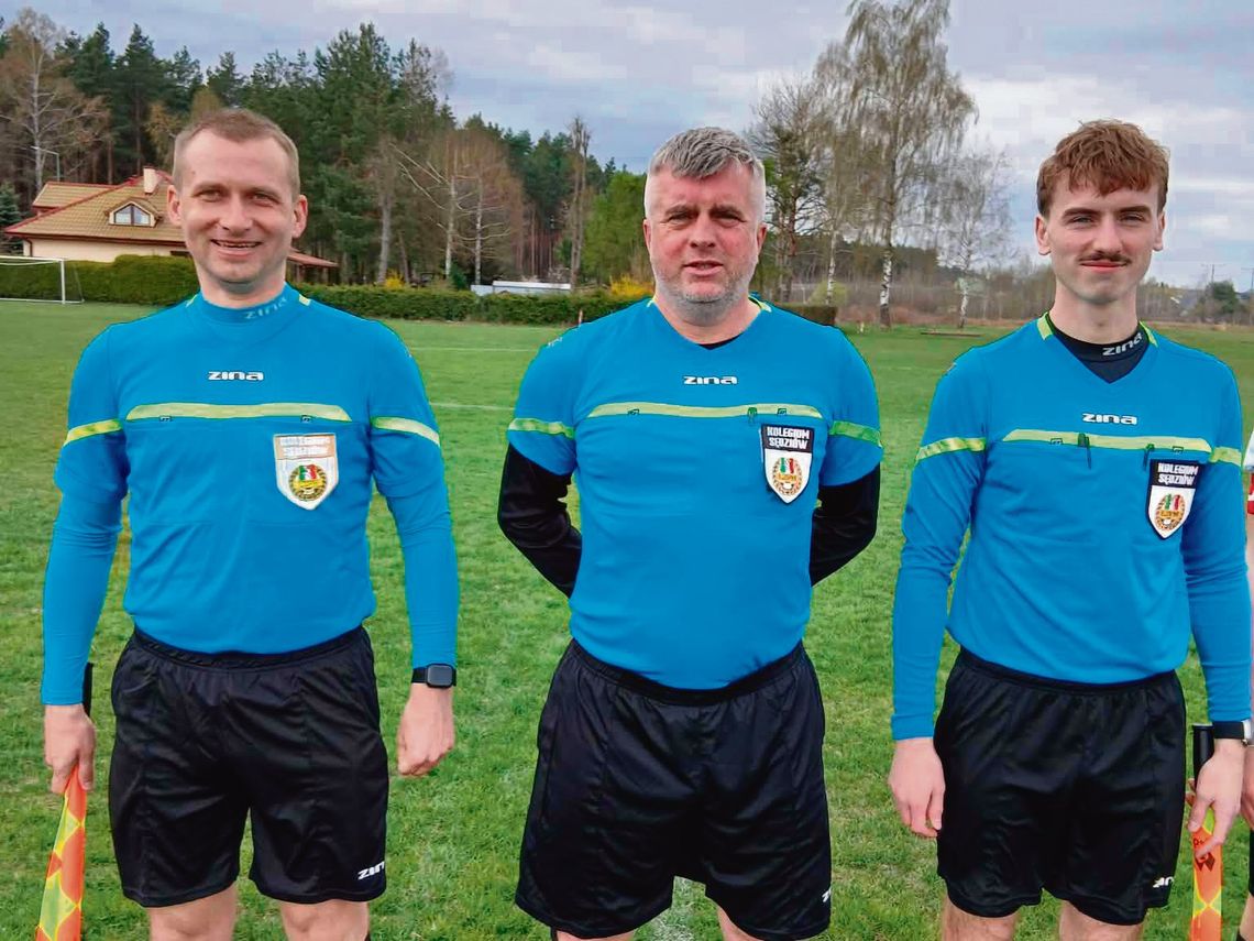 Niedawno Jacek Paszkiewicz został też sędzią piłkarskim.