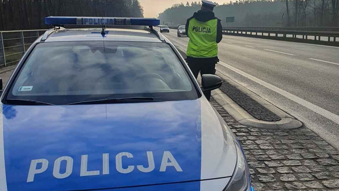 W przyspieszonym trybie wysyłają kierowców recydywistów za kratki Tryb przyspieszony. To nowa metoda walki z kierowcami, którzy łamią sądowy zakaz prowadzenia pojazdów.