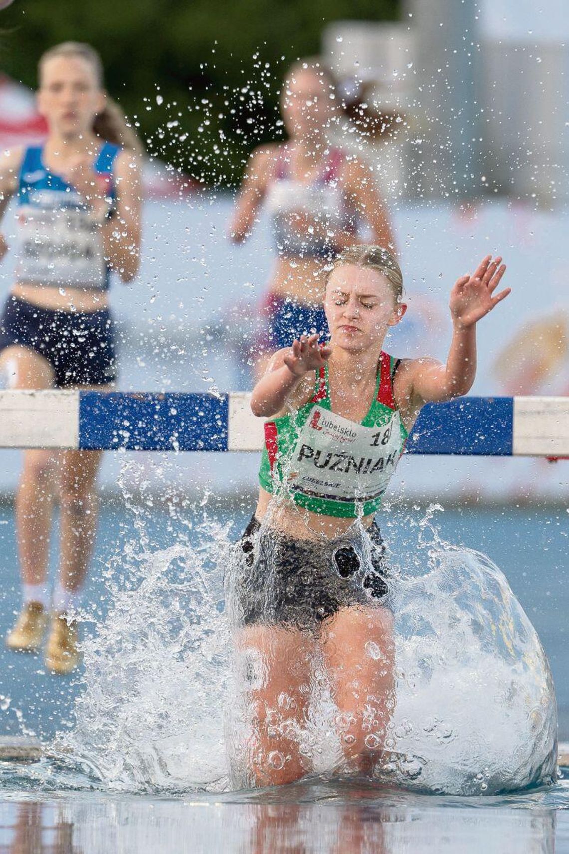 Ważny start najstarsi „Zniczowcy” będą mieli 22 listopada (sobota) w Lubinie (woj. dolnośląskie). Tam rozegrane zostaną mistrzostwa Polski w biegach przełajowych.