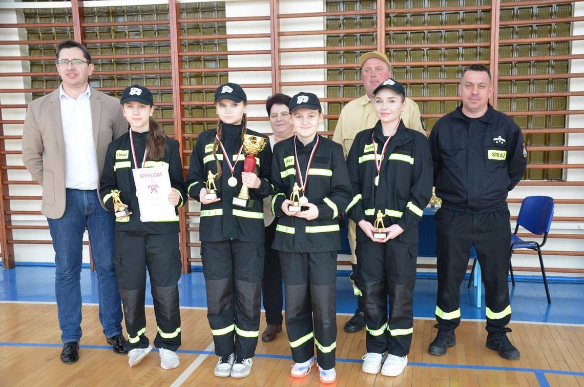 Węzły, węże i gaśnice. MDP Telatyn i Zadnoga triumfują w halowych zmaganiach OSP [ZDJĘCIA]