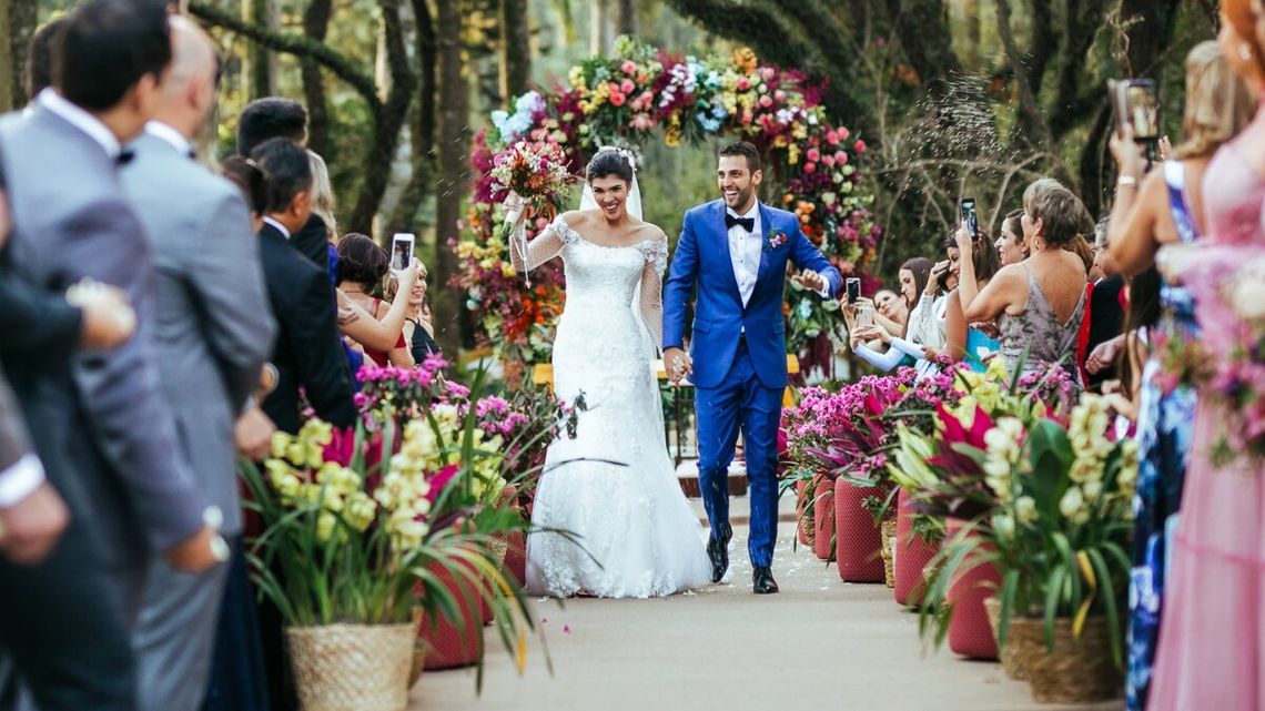 Instytut Statystyki Kościoła Katolickiego przeprowadził badanie wśród narzeczonych. Co z niego wiemy? Instytut Statystyki Kościoła Katolickiego SAC we współpracy z Krajowym Ośrodkiem Duszpasterstwa Rodzin przeprowadził badanie wśród narzeczonych kończących katechezy przedmałżeńskie. Ankietę wypełniło 4047 osób z 41 diecezji.