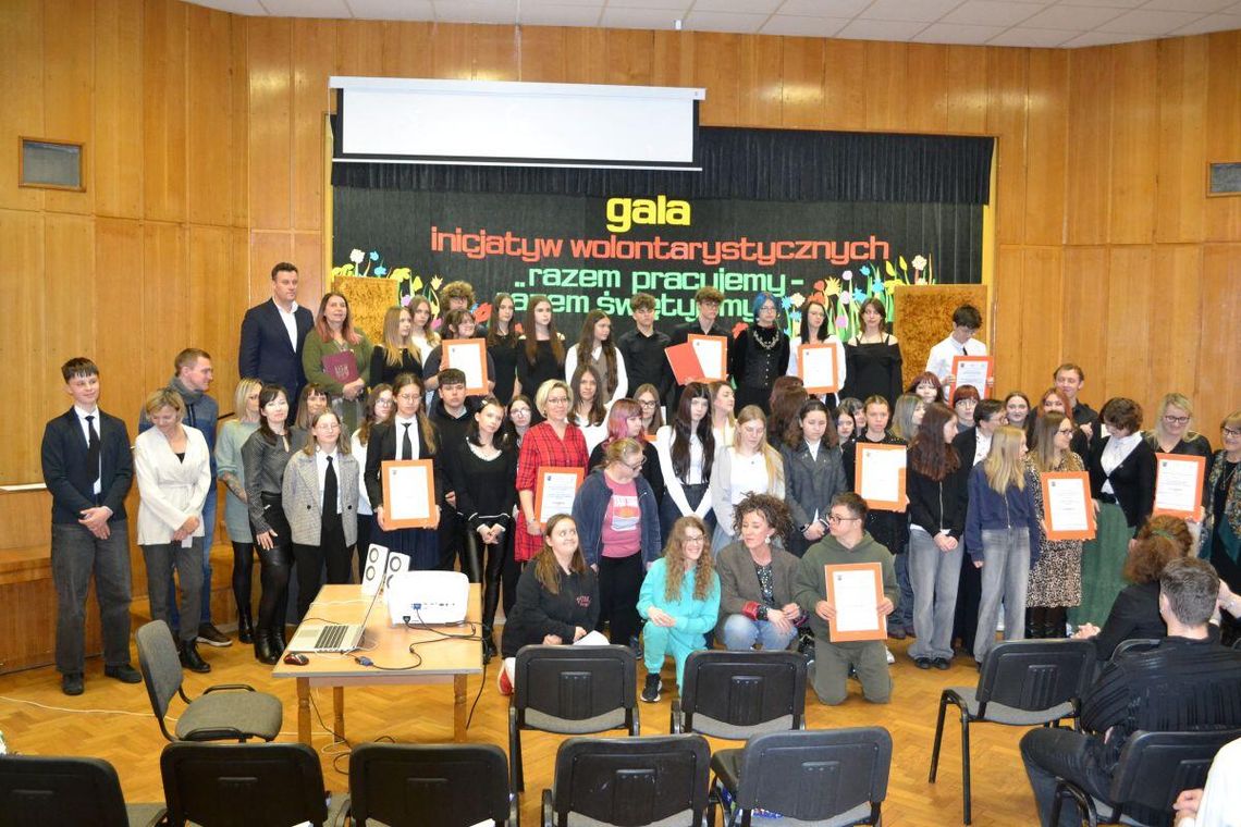 Wielka gala wolontariatu w zamojskim Okrąglaku Podczas wydarzenia został podsumowany mijający rok oraz rozstrzygnięty konkurs na najciekawszą inicjatywę na rzecz społeczności lokalnej. Fot. ZCW