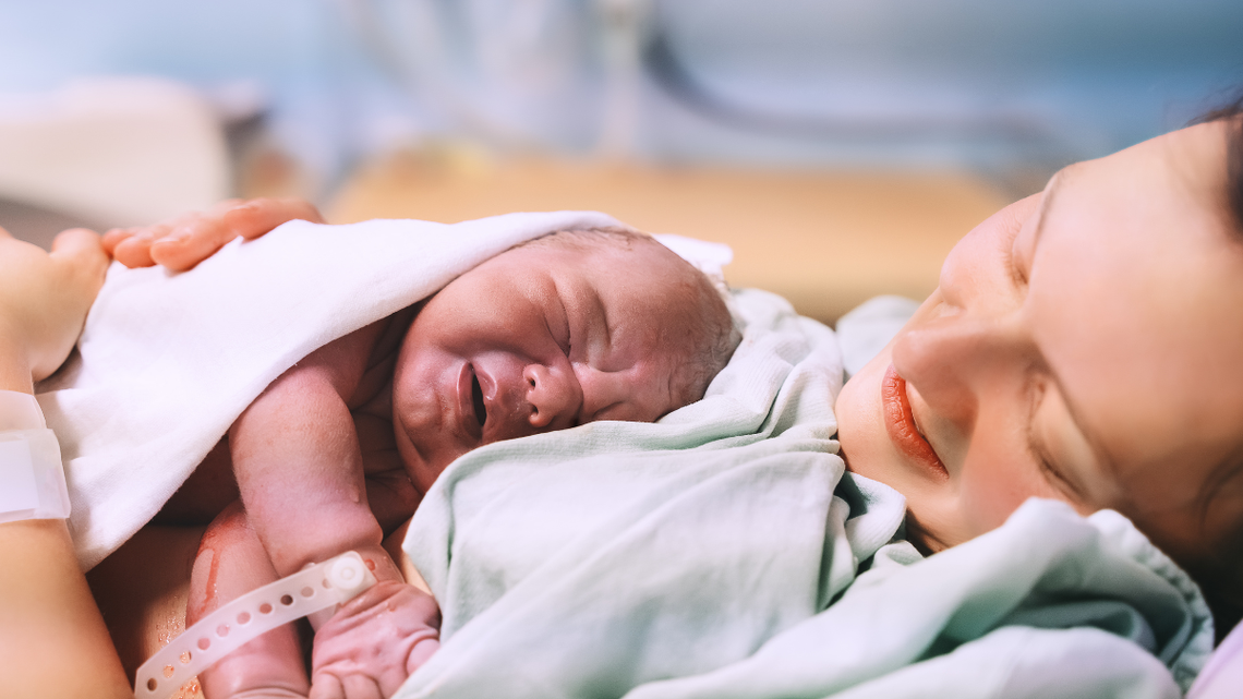 Wkrótce izby przyjęć zamienią się w porodówki! Położne są na NIE Kobiety będą mogły rodzić na izbach przyjęć lub szpitalnych oddziałach ratunkowych (SOR).