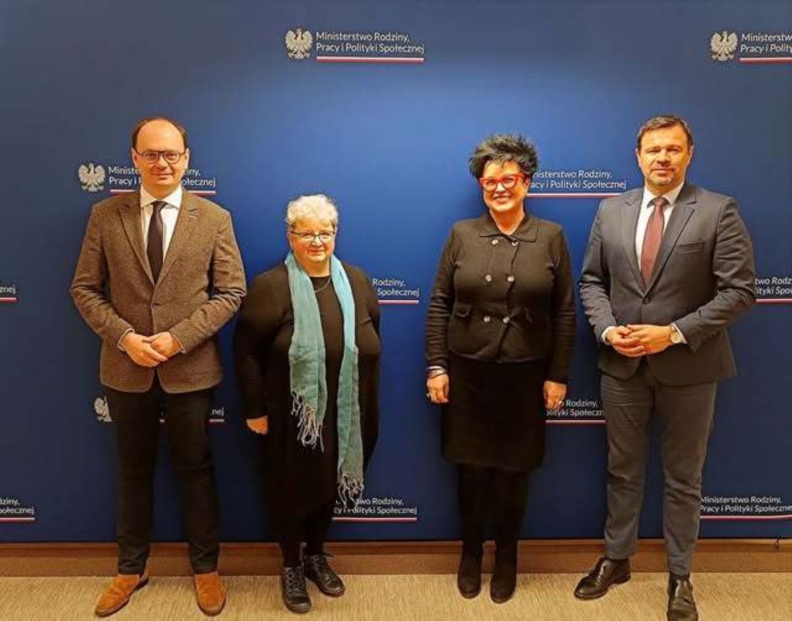 Maria Król wraz z prezydentem Zamościa spotkali się w Warszawie z wiceministrem rodziny, pracy i polityki społecznej i wiceprezes PFRON.