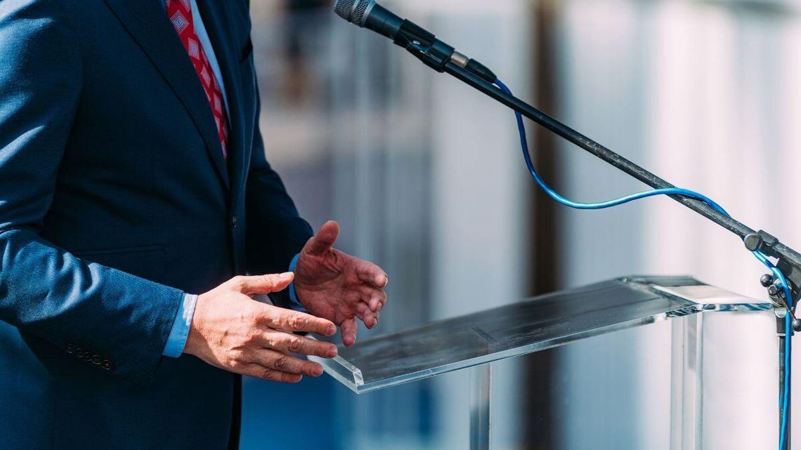 Zmiana stawek, od których uzależnione są pensje samorządowców. Oznacza to dla nich podwyżki.