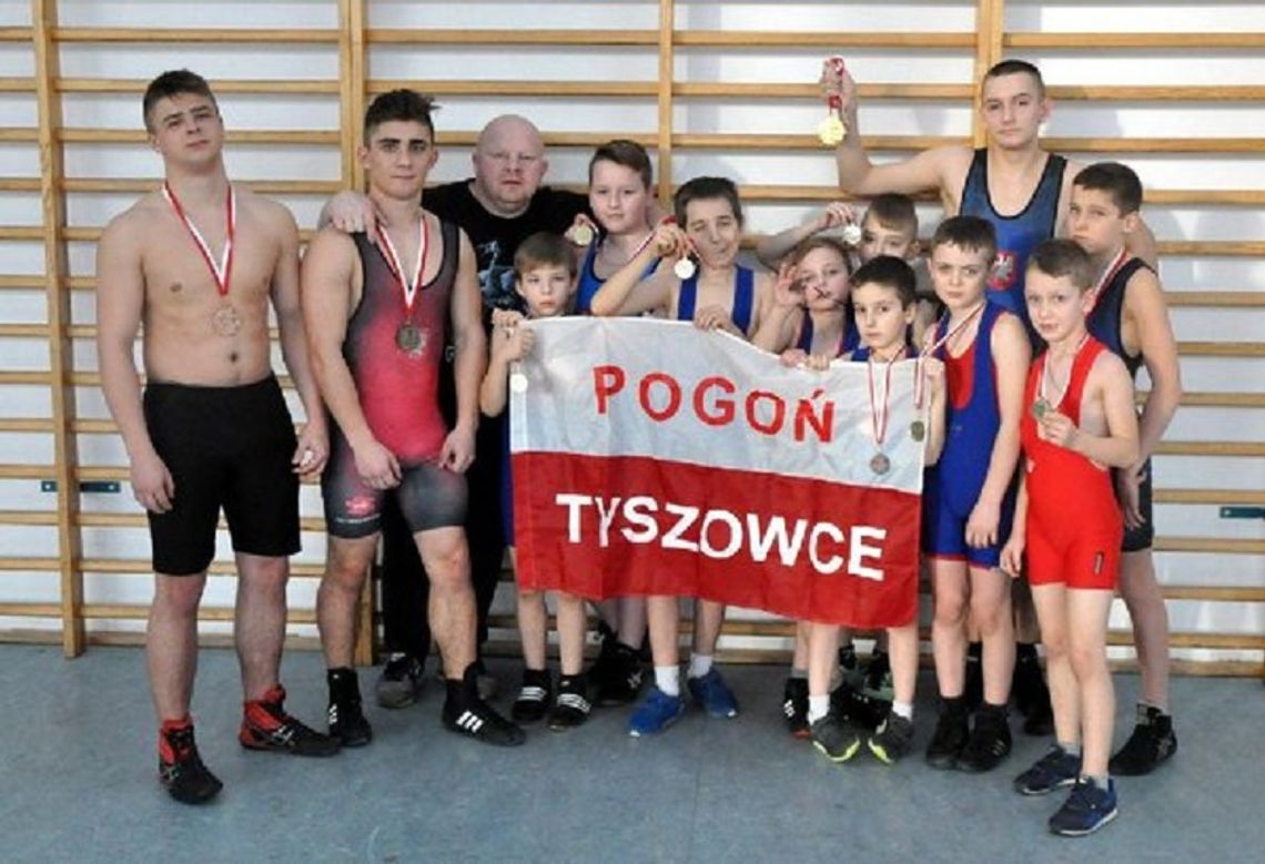 Worek medali dla zawodników z Tyszowiec