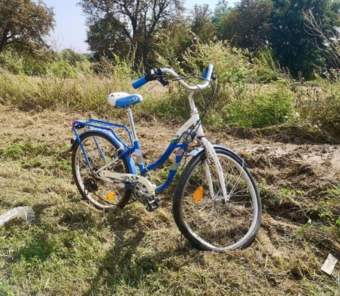 10-latek w Wożuczynie wjechał rowerem w samochód.