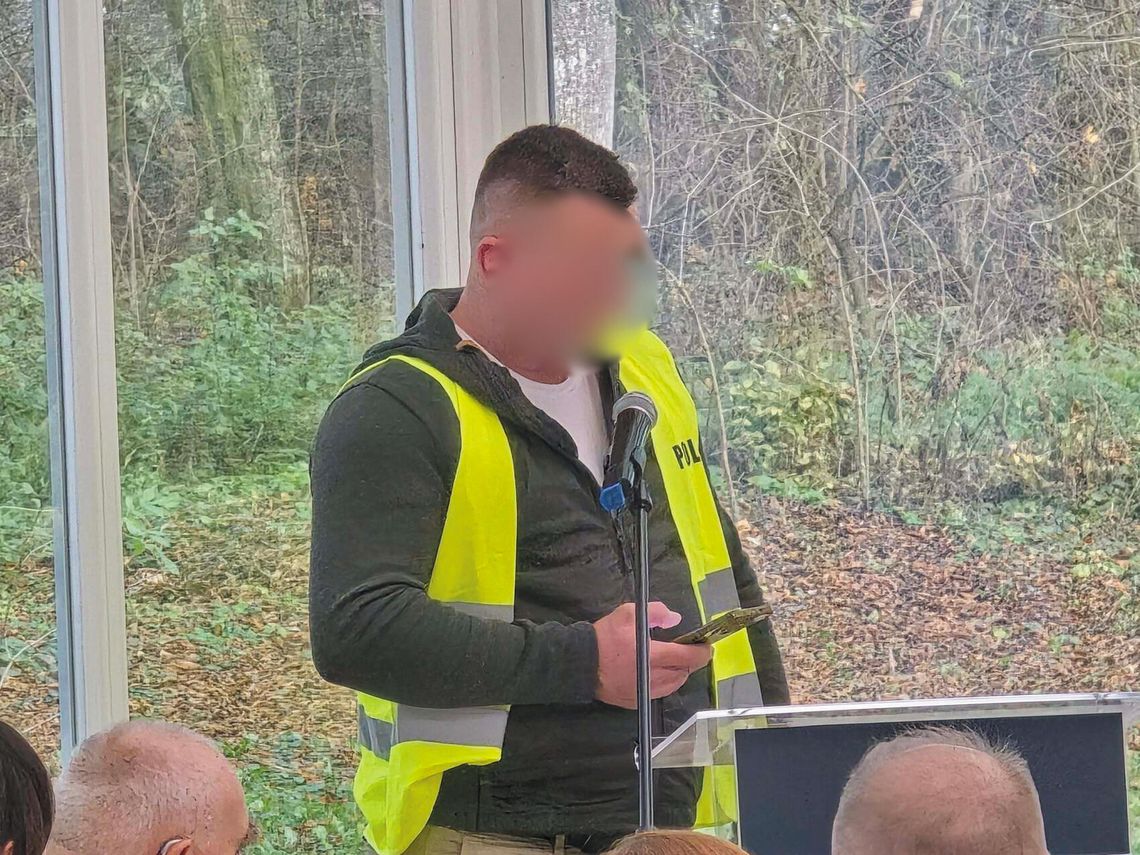 35-letni mieszkaniec gminy Wisznice wielokrotnie protestował, stając w obronie polskich rolników. Na zdjęciu, w trakcie spotkania rolników z wiceministrem Jackiem Czerniakiem, w Roskoszy, w listopadzie ub. roku