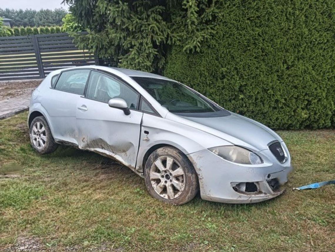 Brawurowa jazda 19-latka z gminy Łaszczów zakończyła się na przepuście.