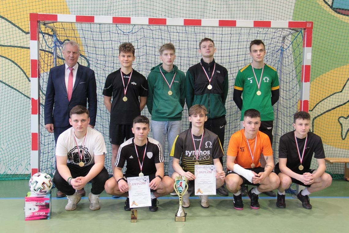 XIII Halowy Turniej Piłki Nożnej o Puchar Wójta Gminy Stary Zamość. Kto go wygrał?