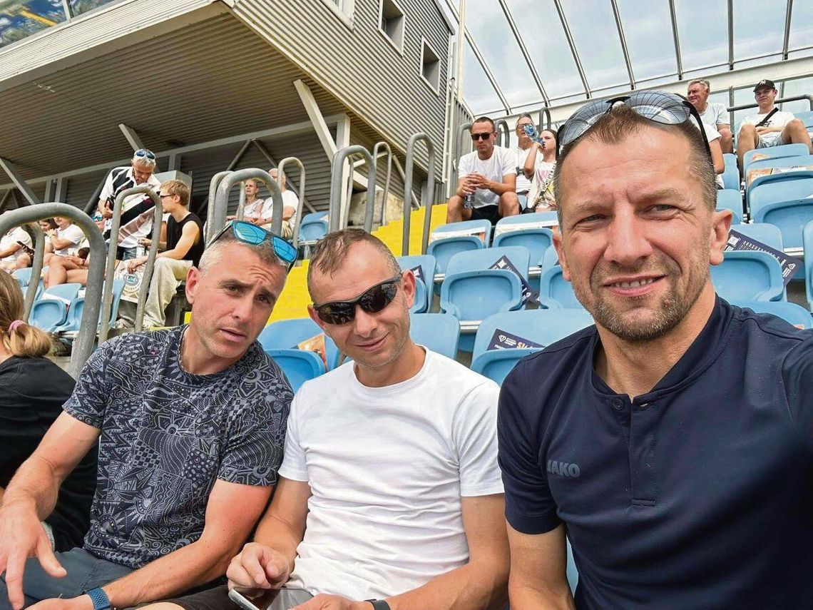 Wśród publiczności na stadionie w Chorzowie byli m.in. szkoleniowiec sekcji lekkoatletycznej Unii Hrubieszów Tomasz Magdziak oraz znane postaci ze środowiska hrubieszowskiej „królowej sportu” – Rafał Fedaczyński i Artur Kern.
