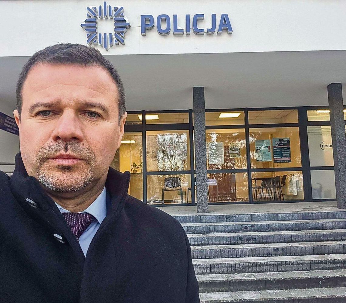 – W chwili, gdy dochodzi do tej kontroli (CBA i NIK – przyp. red.), giną dokumenty, ginie teczka, w której między innymi są dokumenty, o których mówi pan radny Lizut – poinformował prezydent Rafał Zwolak.